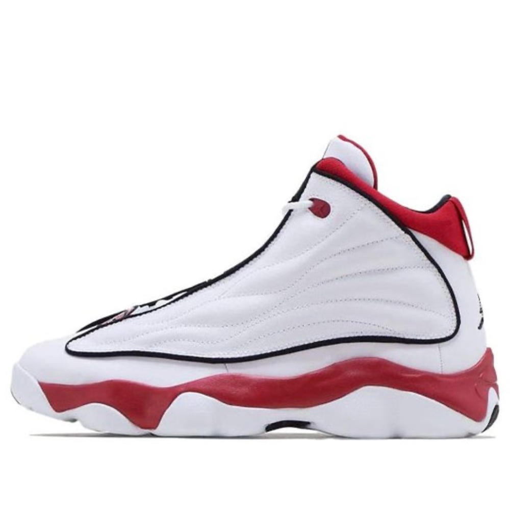 AIR JORDANS MENS 5.5 FITS WOMENS 7.5